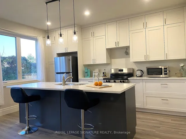 14 Griffin St, Prince Edward County 4