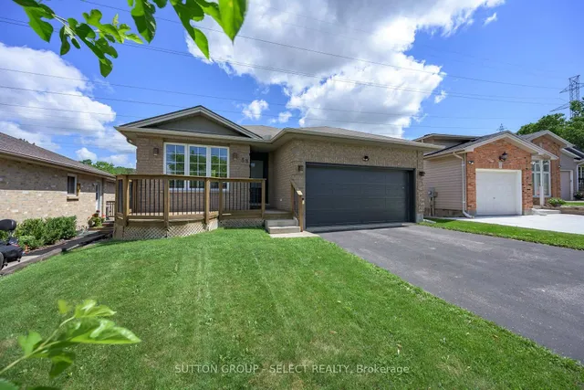 58 Eula White Pl, London South 4