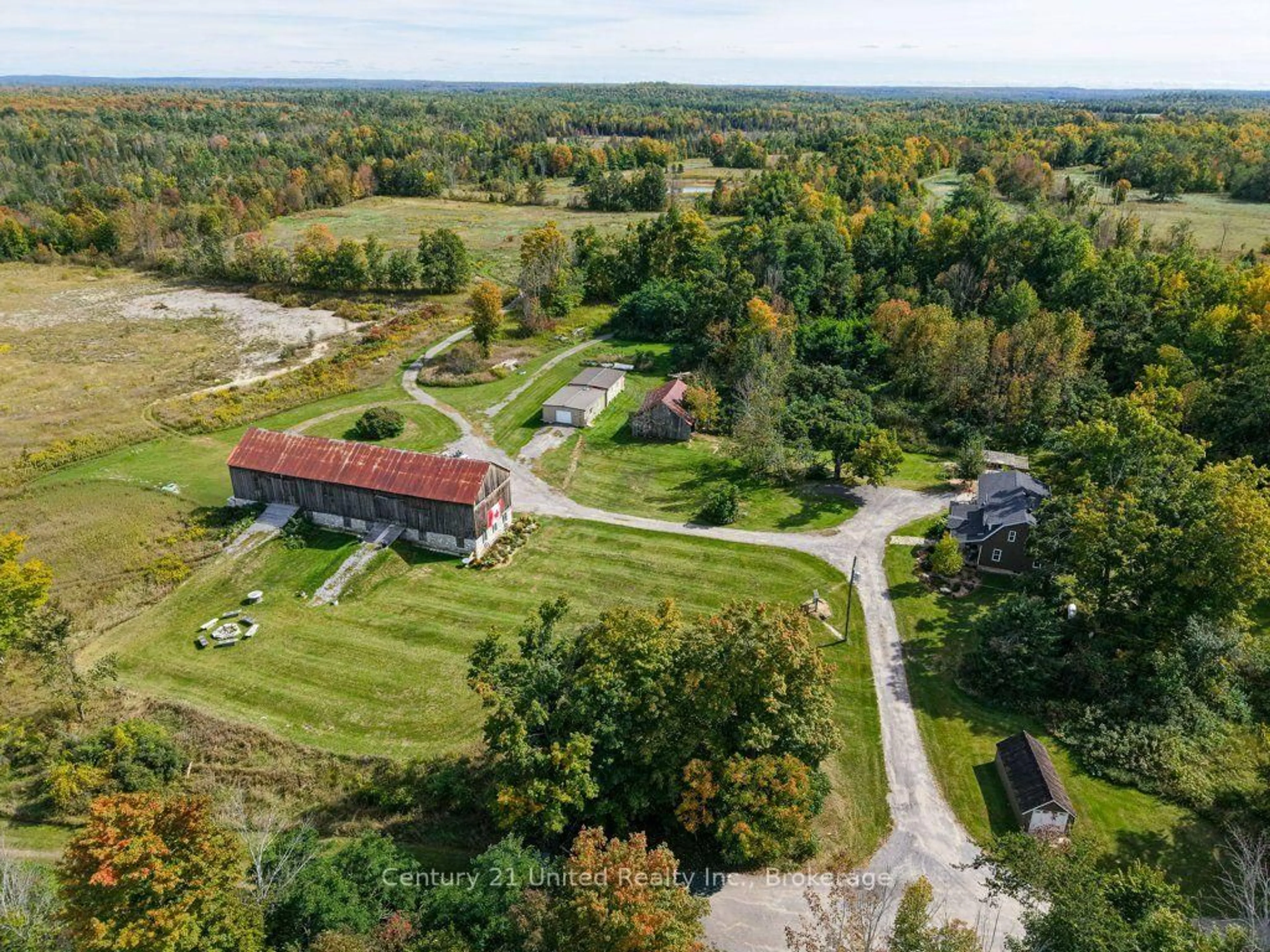 trreb/IMG-X13836772_f3a68695-dda9-47d6-bbbc-991f8e4e4523-l.jpg