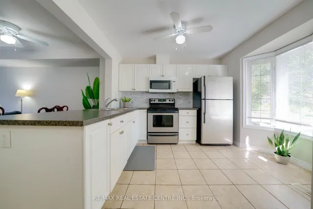 68A Main St #36, Haldimand 5