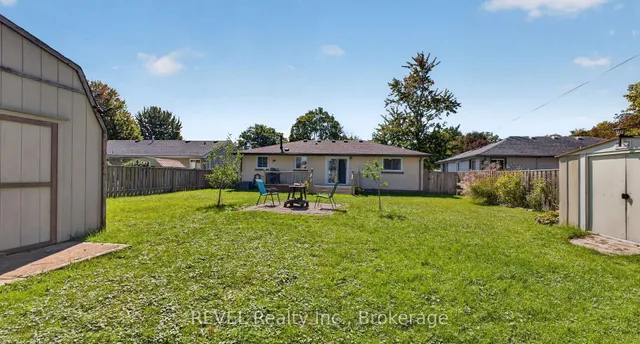 315 Park Ave, Haldimand 3