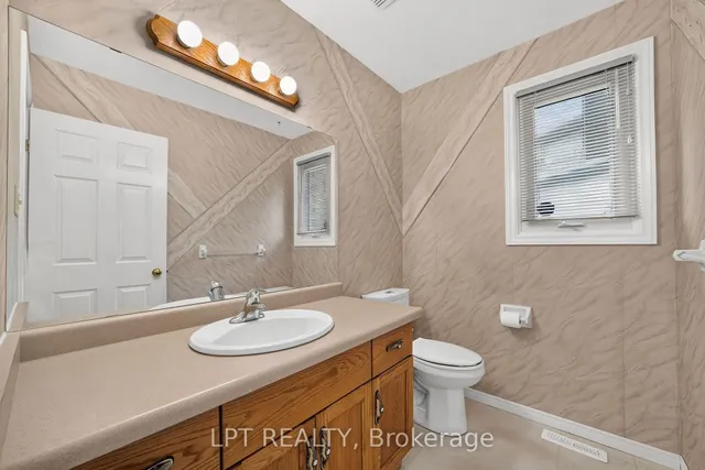 38 Stoneycreek Pl, London North 2