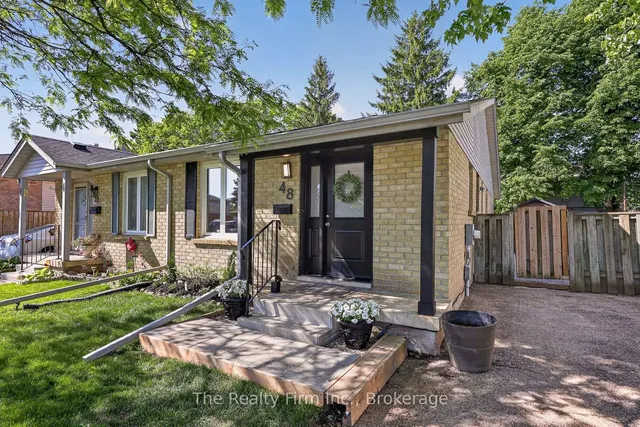 48 Naskapi St, Woodstock 3