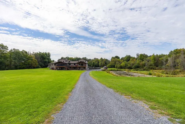 92 Reynolds Rd, Leeds and the Thousand Islands 3