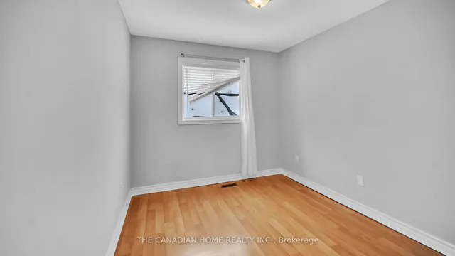 196 Lingham St, Belleville 5