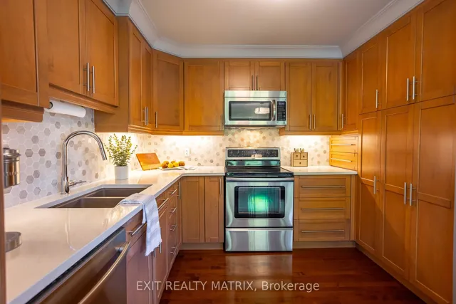 79 Radisson Dr, Russell 5