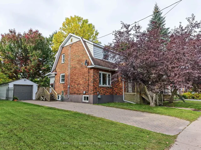 941 Main St, North Bay 2