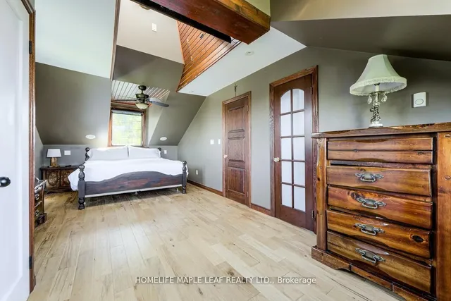 244337 5 Side Rd, Amaranth 4