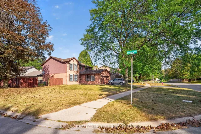 115 Amberly Blvd, Hamilton 2