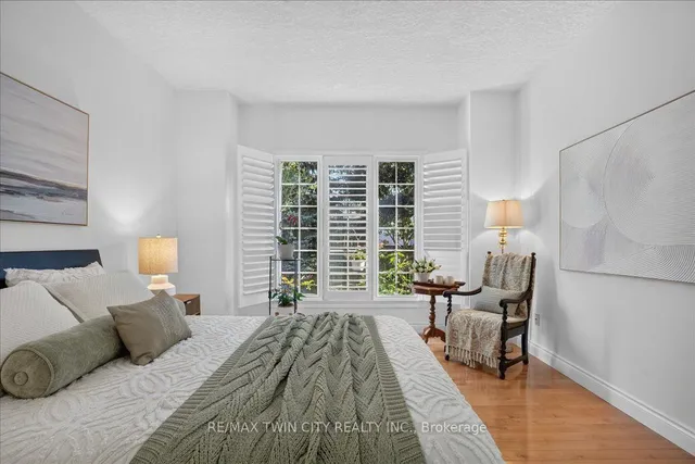 147 Reiber Crt, Waterloo