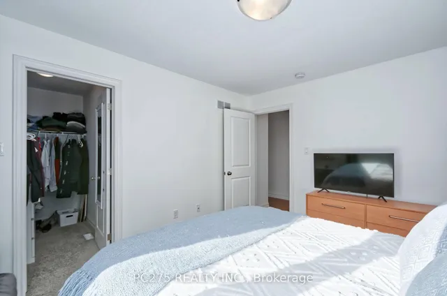 16 Peregrine Ave, Middlesex Centre 4