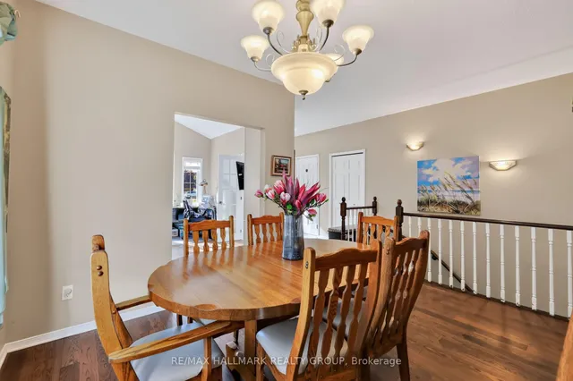 2171 DESCARTES St, Orleans 4