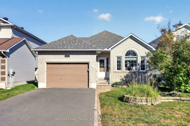 2171 DESCARTES St, Orleans 5