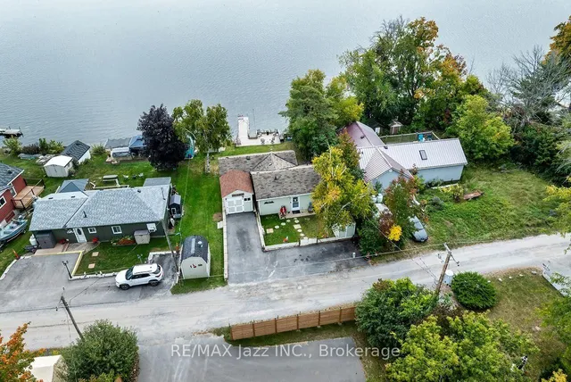 923 Silver Leaf Dr, Otonabee-South Monaghan 2