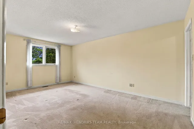 17 Farmington Dr, St. Catharines 5