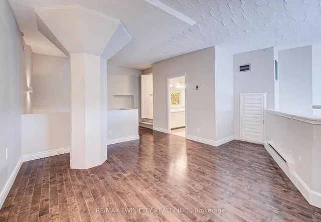 50 Main St #410, Hamilton 5