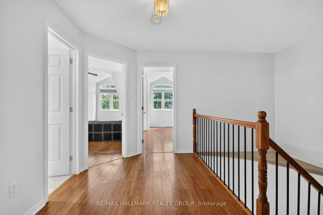 222 Deercroft Ave, Nepean 5