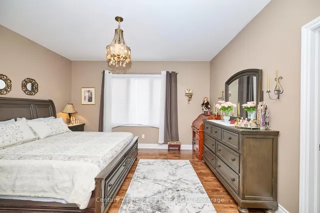 3290 Evadere Ave, Fort Erie 5