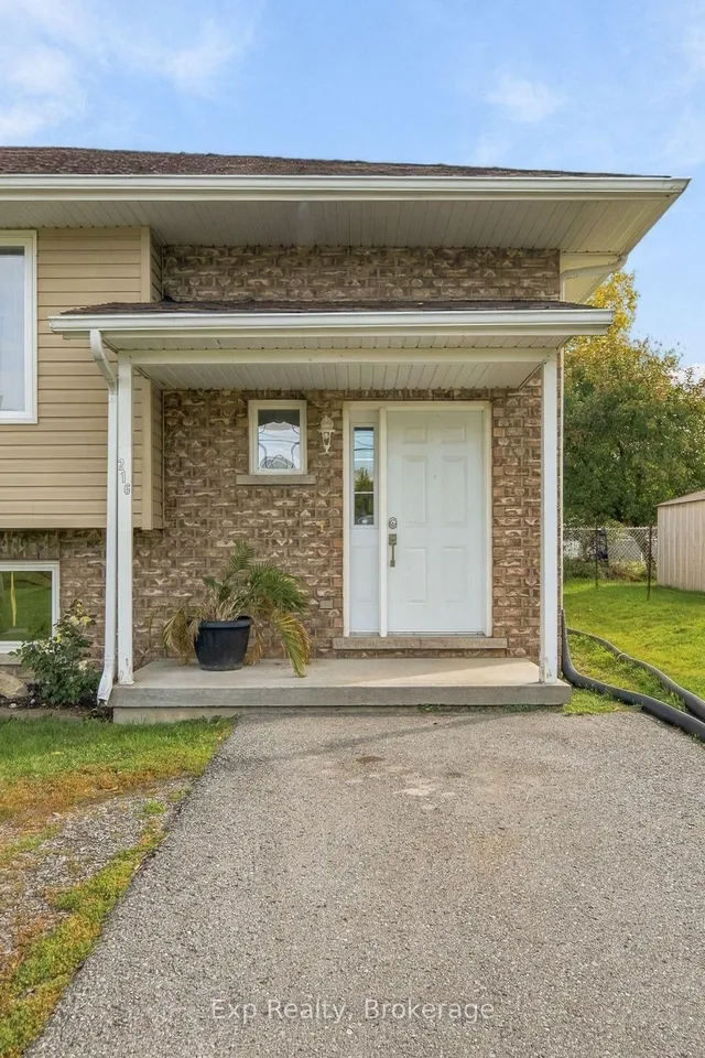 216 Brant St, Deseronto 5