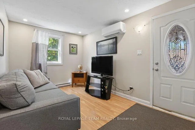 321 Mona Ave, Ottawa 5