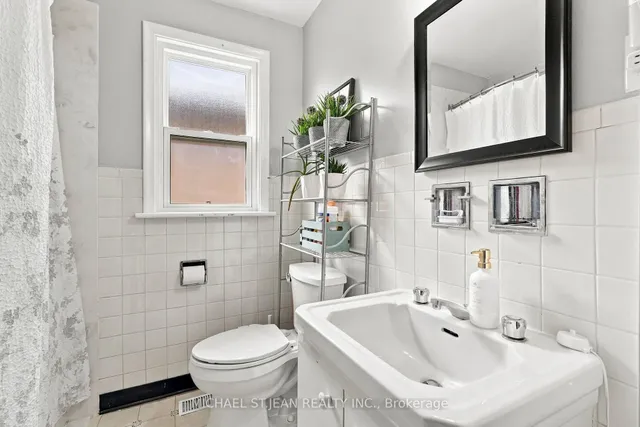 63 Ofield Rd, Hamilton 4