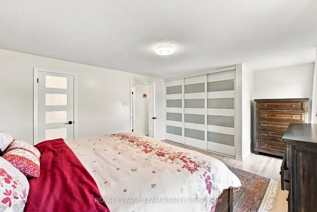93 Beaver Rdge, Ottawa 5