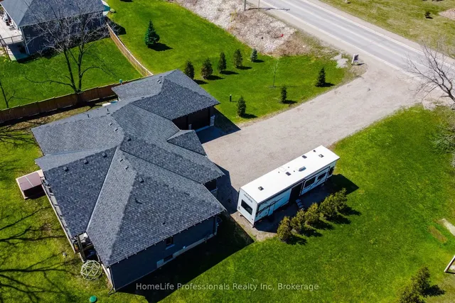 1266 Colborne St, Brantford 2