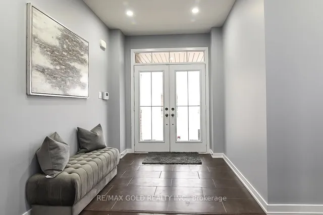 206 Crafter Cres, Hamilton 4