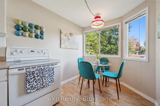 40 Silvercreek Pkwy #44, Guelph 4