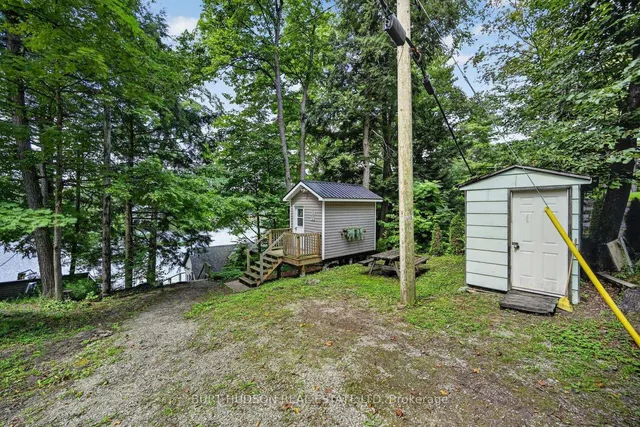 961 Foster Bay Lane, Leeds and the Thousand Islands 3