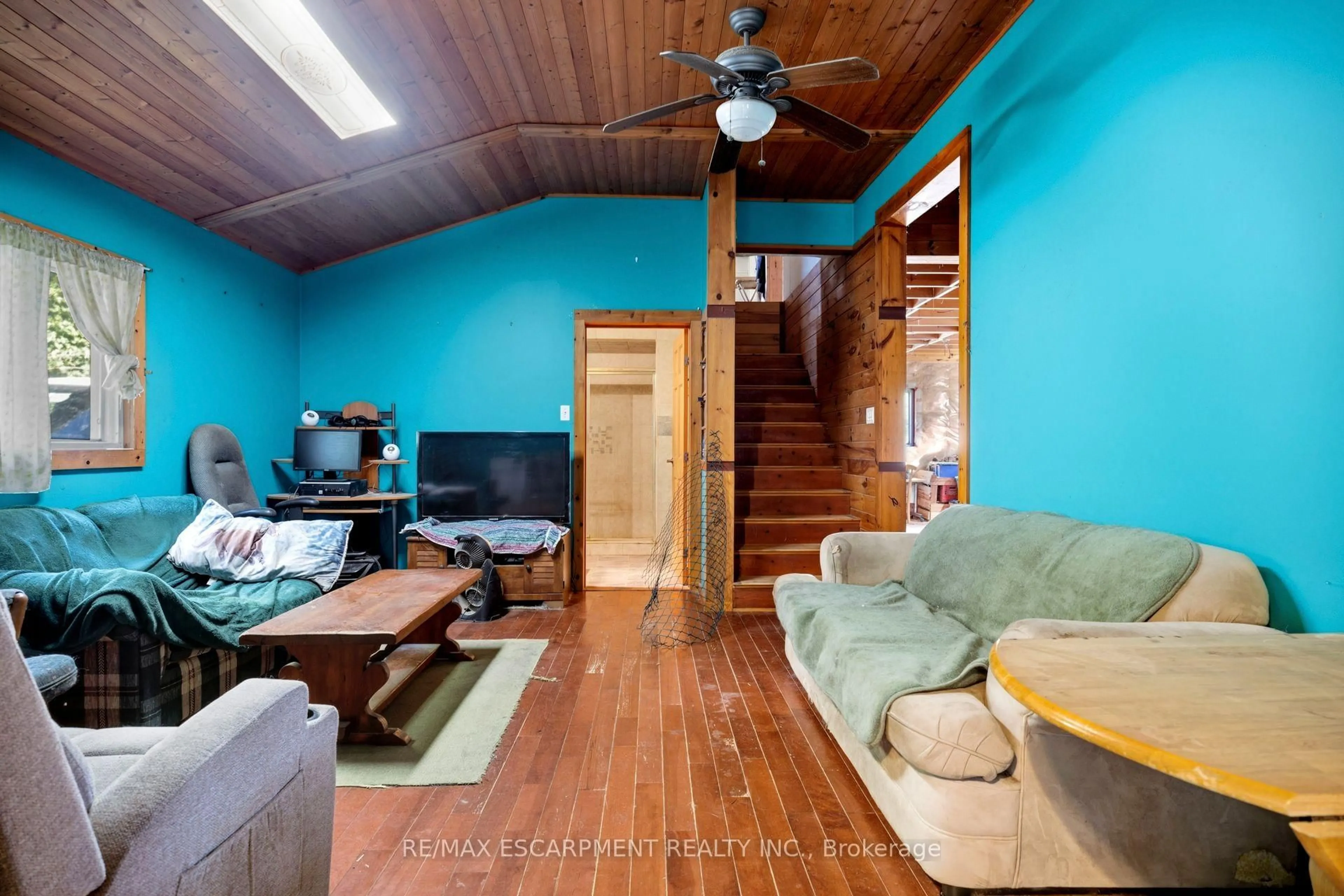 trreb/IMG-X13840560_0e60d140-dd63-4f26-90e1-b1be58801632-l.jpg