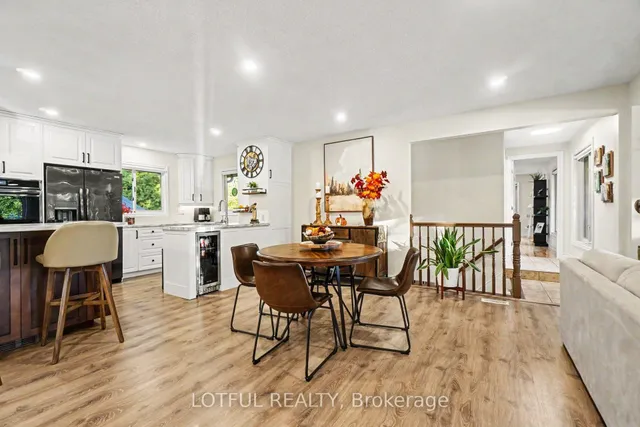 2420 PINE Ave, Ottawa 5