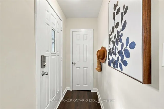 480 Rosseau Rd, Hamilton 5