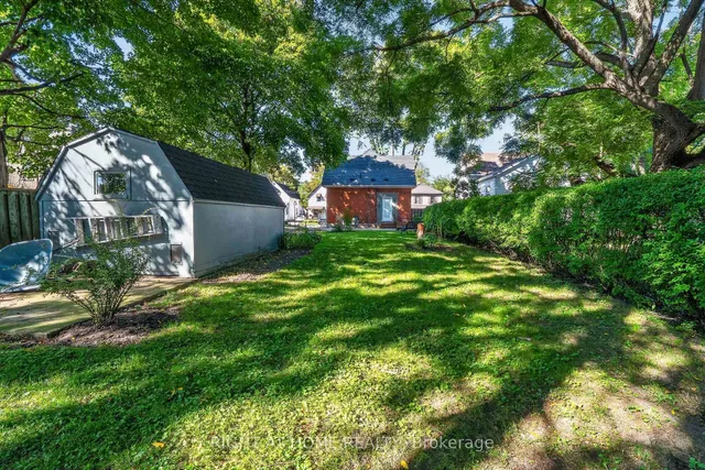 46 West Ave, St. Thomas 3