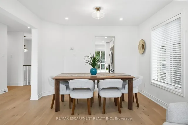84 RILEY St, Hamilton 5