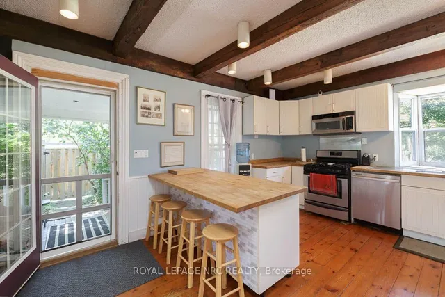 2996 Ninth St, Lincoln 5