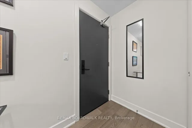 255 Bay St #112, Ottawa 4