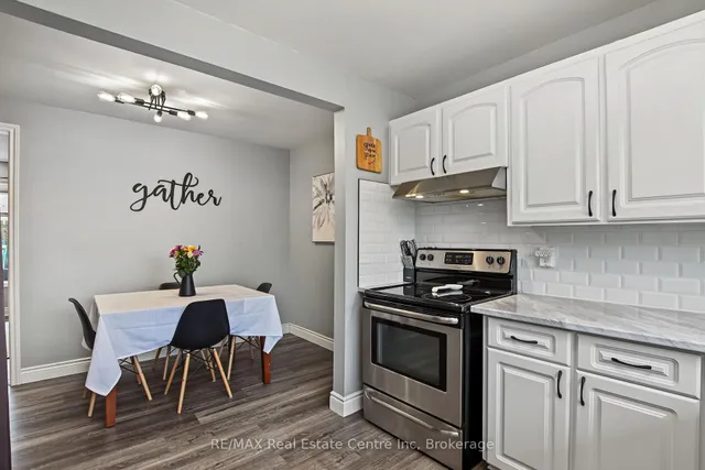 9 Greenbrook Dr, Kitchener 3