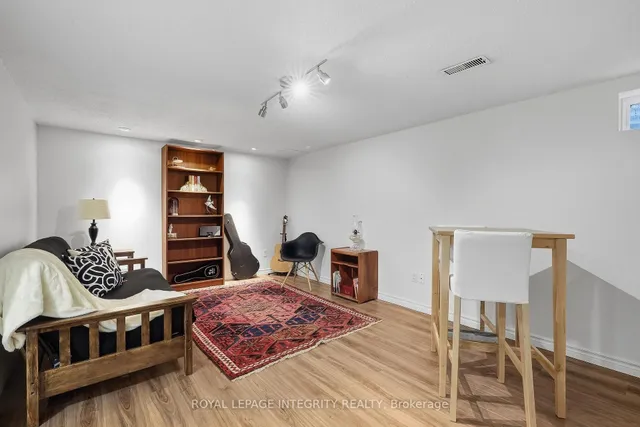 18 Greenbank Rd, Ottawa 5