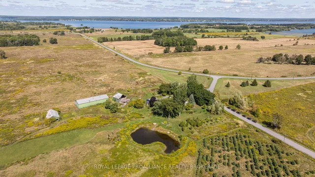 15 14th Line Rd, Wolfe Island 4