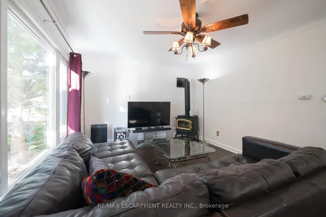89 Salisbury Ave, Brantford 5