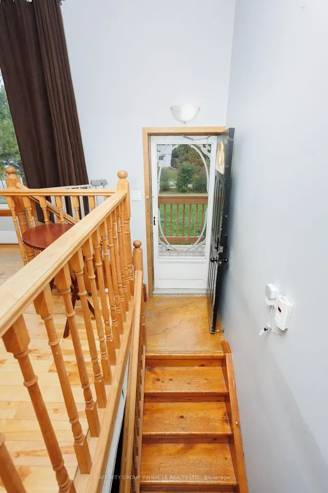 24 Oakwood Dr, Kawartha Lakes 4