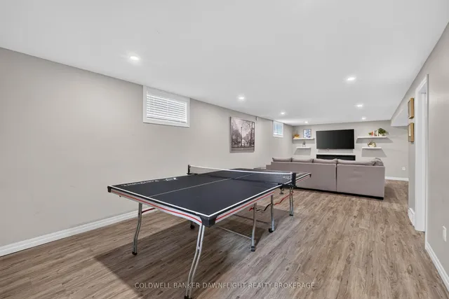 17 Village Gate, Lambton Shores 2