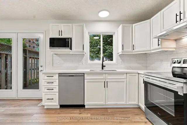 1625 Purser St #31, London East 4