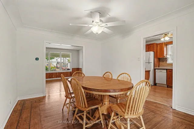 146 Belmont Ave, Hamilton 4