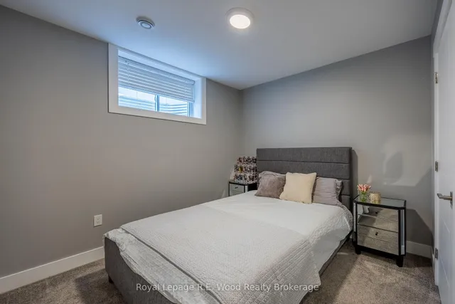 7 Sycamore Dr, Tillsonburg 3