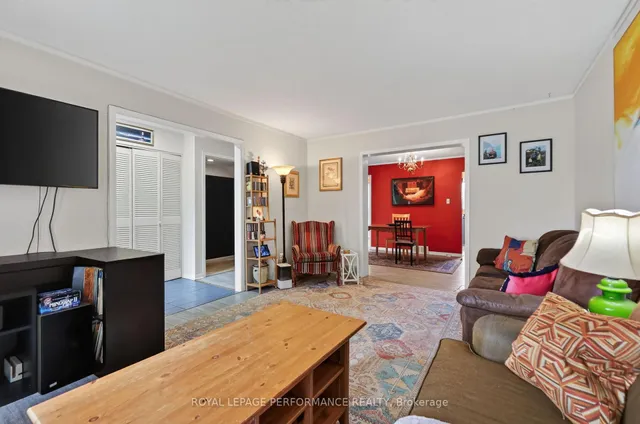 2111 Montreal Rd #183, Ottawa 5