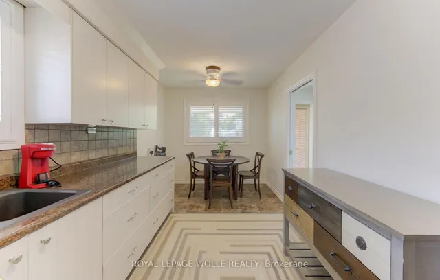 144 Holborn Dr, Kitchener 5