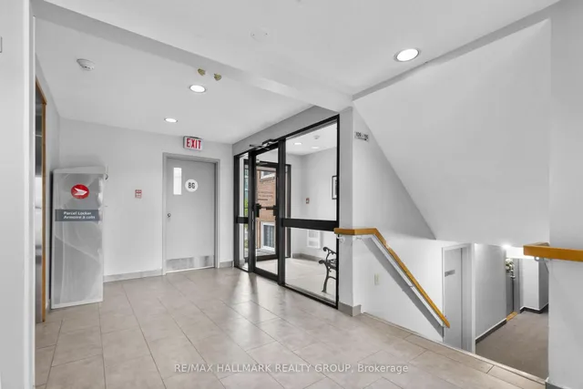 345 Centrum Blvd #306, Ottawa 4