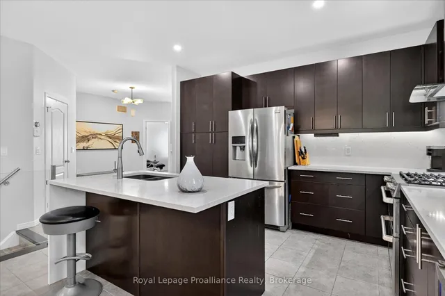 645 Goodwin Terr, Peterborough 2
